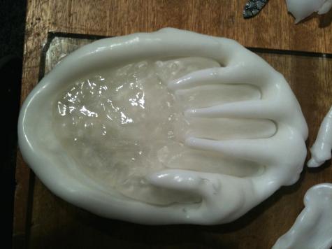 Hand mould